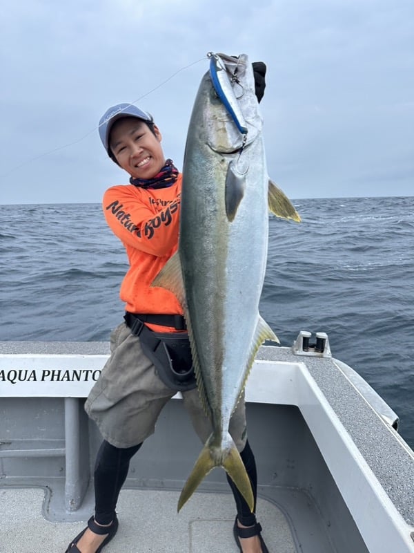 玄界灘 ヒラマサキャスティング 夏マサ最終戦編 ／ アクアファントム薫風